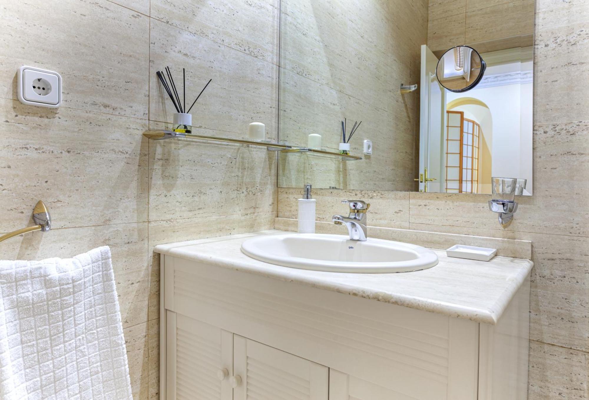 Apartamento Prado En Madrid Eksteriør bilde